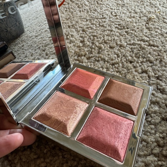Becca Kylie Malika Palette - Picture 3 of 4
